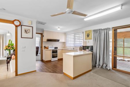 Looking For A Short Term Rental In Violet Town? This Is For You!! - Photo 4