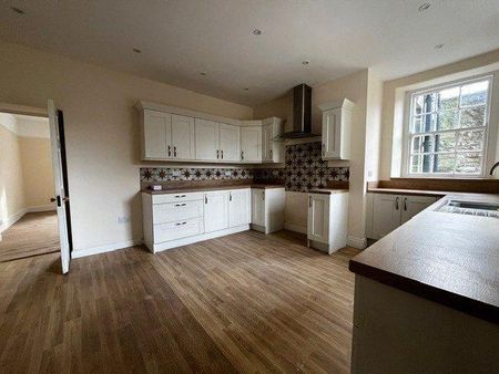 5 bedroom semi-detached house to rent - Photo 4