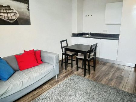 1 bedroom flat to rent - Photo 5