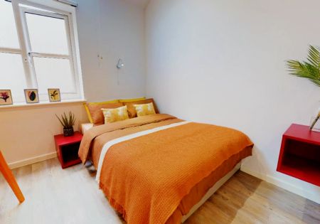 Platinum Studio - Photo 4