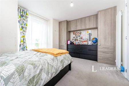 4 bedroom house to rent - Photo 2