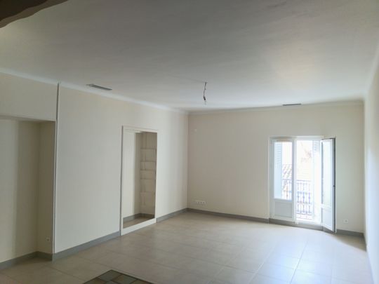 Location Appartement 4 pièces 97m² CUXAC D AUDE 11590 - Photo 1