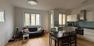 Moderne, vollmöblierte 3-Zimmer Wohnung mit großer Einbauküche - Traumlage am Augarten - Photo 2