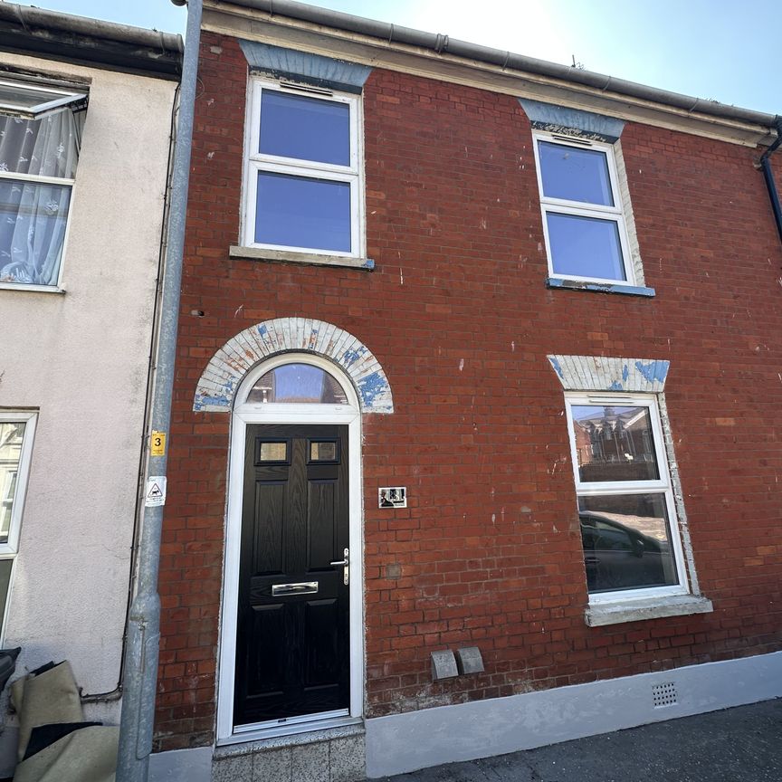 Devonshire Road, Great Yarmouth - Photo 2