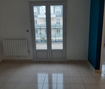 Location Appartement 3 pièces 49m² STE GENEVIEVE DES BOIS 91700 - Photo 1