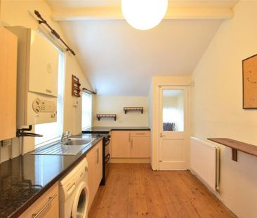 2 bedroom apartment to rent - Photo 4