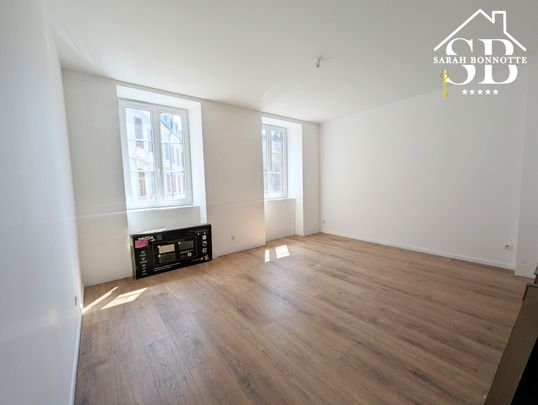 F2 et F3 meublés refaits à neuf à 200 m du Campus Fonderie - Photo 1