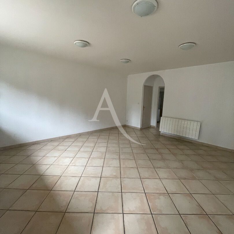 Location Appartement 2 pièces 43m² - Photo 1