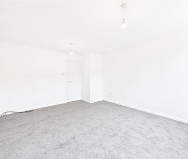 Carlyle Place, Heanor, Derbyshire, DE75 - Photo 2