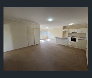 8/65 WAHROONGA STREET, Raymond Terrace, NSW 2324 - Photo 1