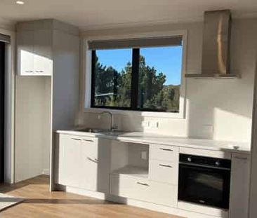 Whitford, 1 Bedroom With Elevated Views - Photo 2