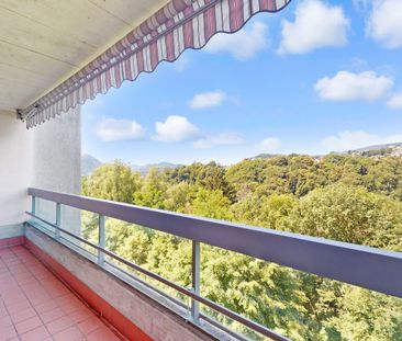 A due passi dalla città: Appartamento di 2.5 locali immerso nel verde - Foto 1