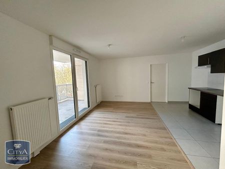 Location Appartement 3 pièces 62m² COLOMBES 92700 - Photo 2
