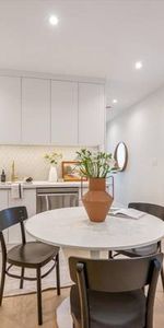 Luxury 2 Bedroom unit near Bloor and Ossington - Photo 3