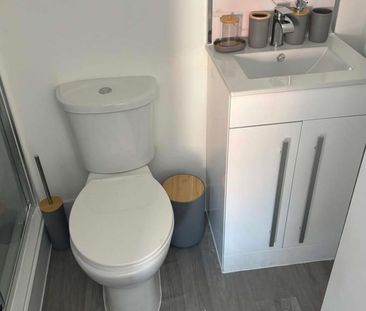 A Fresh House Share share for Rent in Hartlepool - Photo 5