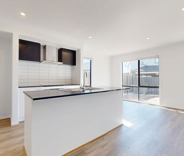 Brand New Glenvill Luxury with EV Charging | 4 Bed, 3 Bath, 2 Car - Photo 3