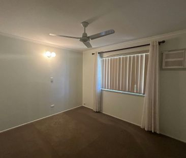 THIS NEAT AND TIDY 4 BEDROOM HOME WITH SOLAR IS AVIALABLE FOR RENT ... - Photo 4