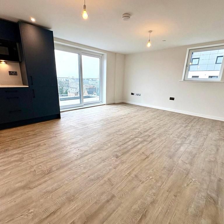 2 bedroom apartment to rent - Photo 1