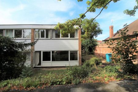 3 bedroom terraced house to rent - Photo 3