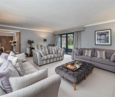 5 Bedroom Detached To Let - Photo 1