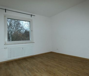 *** 3 Raum-Wohnung mit Dusche und Balkon gesucht? *** - Photo 4