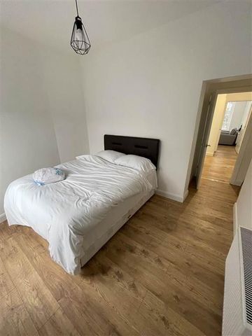 Flat 2, 49 Ballygomartin Road, Belfast, BT13 3LA - Photo 2