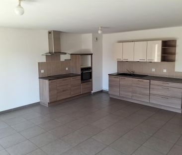 Location Appartement 2 pièces 60m² RUMILLY 74150 - Photo 3