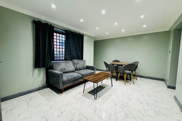 Chequers Lane - Photo 1