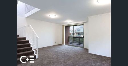 Spacious + Convenient - Photo 4