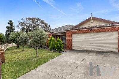 Family Home in Great Location - Photo 4