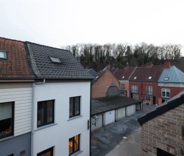 Stadswoning met vier slpk, garage te midden van centrum te Diest - Photo 4