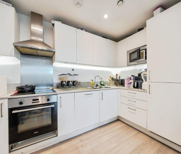 2 bedroom flat to rent - Photo 6