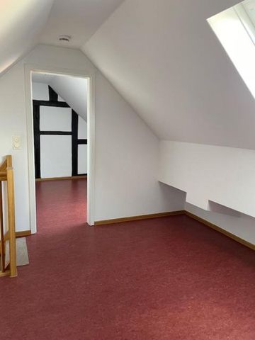 Altstadtperle im Altbau in ruhiger Lage - Photo 4