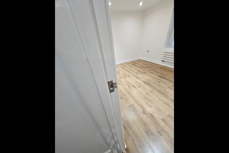 2 Bed Flat, Peckham Hill Street, SE15 - Photo 4