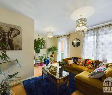 3 bedroom semi-detached house to rent - Photo 5
