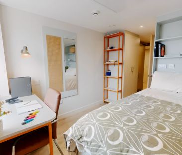 6 Bed Studio - Photo 6