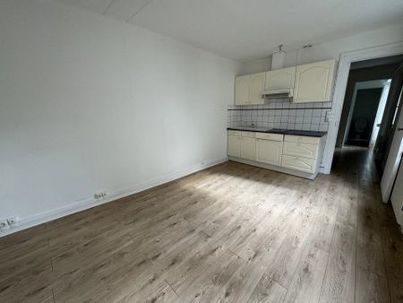 Location Appartement 2 pièces 32 m2 à Saint-Quentin - Photo 3