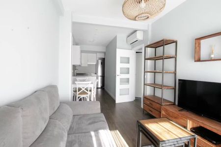 Calle de Trafalgar, Madrid, Community of Madrid 28010 - Photo 5