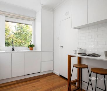 3/108 George Street, East Melbourne - Photo 3
