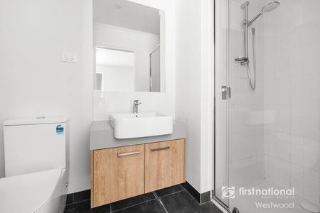 Maximum Convenience - Photo 4