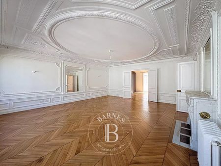 Tout savoir sur cet appartement dans le quartier Parc Monceau, à Paris 8ème - Photo 2