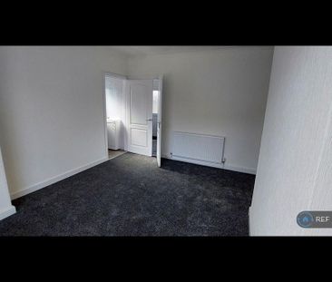 2 bedroom semi-detached house to rent - Photo 5