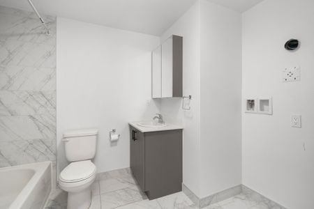 24 Boul. St-Elzear O., #2 - Photo 2