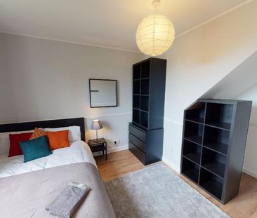 1 bedroom in a house share to rent - Photo 5