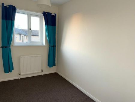 2 bedroom terraced house to rent - Photo 2
