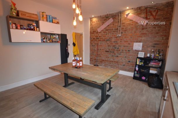 Lucas Place - Photo 1