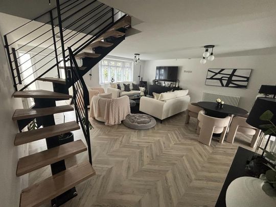 3 bedroom detached house to rent - Photo 1