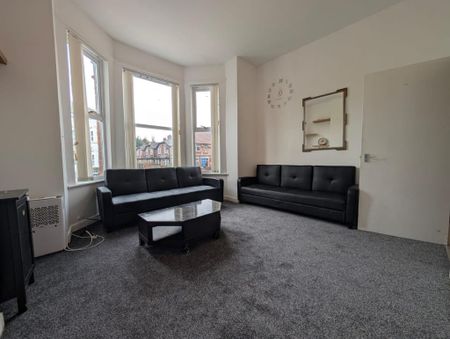 2 bedroom flat to rent - Photo 4