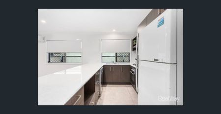 APPLICATIONS CLOSED - Modern and Spacious 2-Bedroom Unit - Ideal Location in Raceview - Photo 5