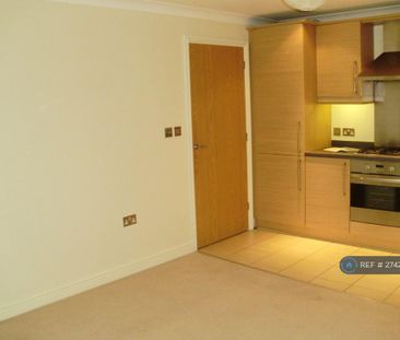 1 bedroom flat to rent - Photo 6